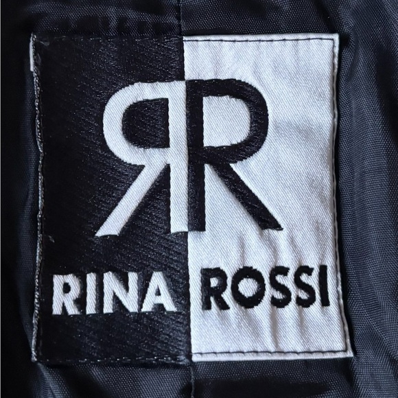 VINTAGE Rina Rossi Women's Black and Gold Tweed Blazer - Picture 2 of 14